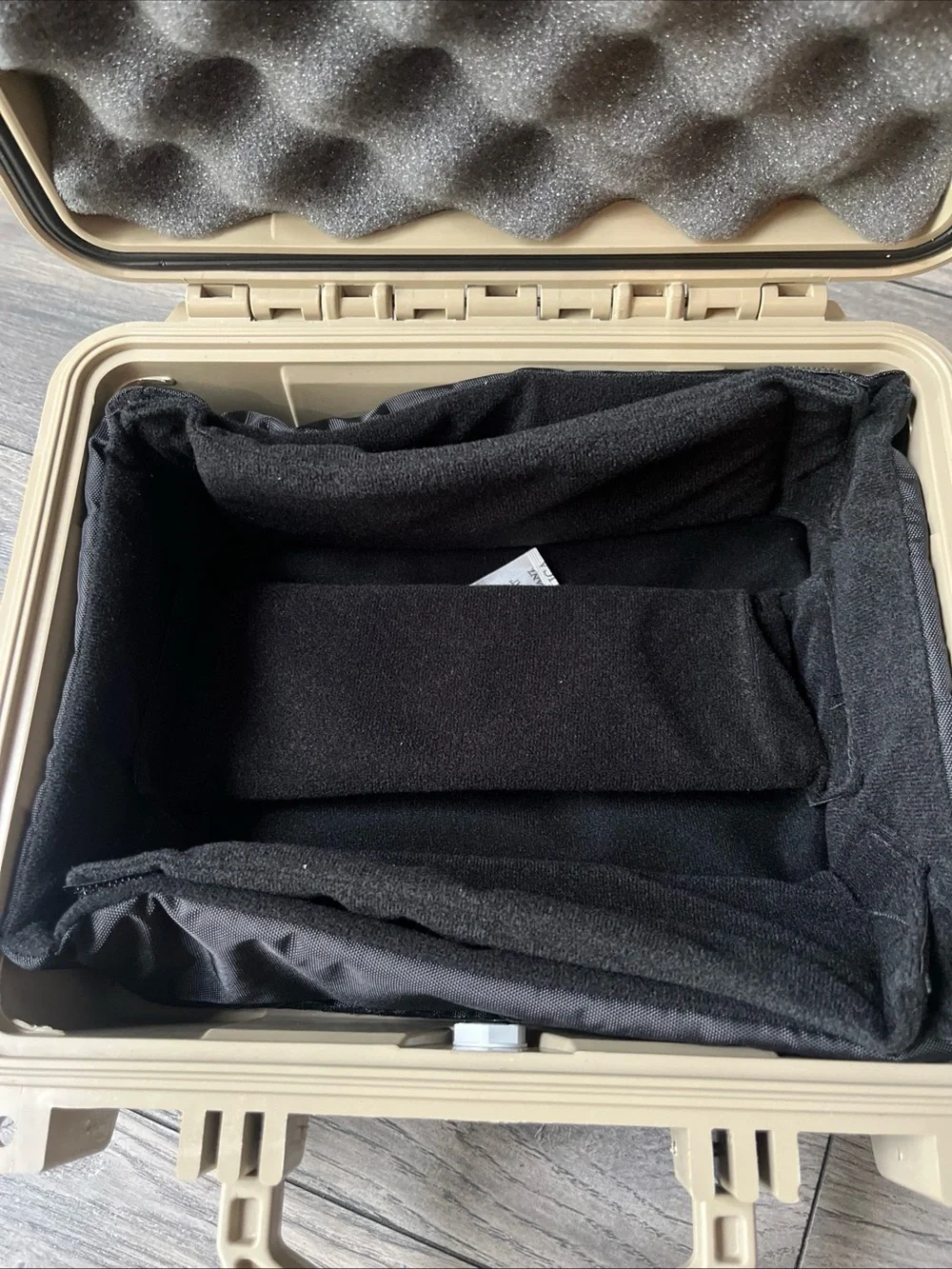 1184 Small Waterproof Hard Case - Black 11” open box